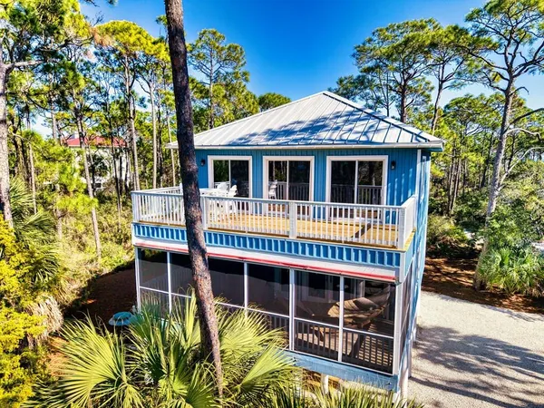 $749,000 | 1856 W Suzie Court East, St. George Island, FL 32328