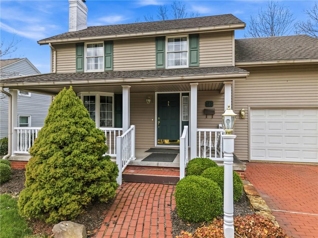 513 Dougherty Avenue Sharon, PA 16146 - Photo 2 of 28 a front view of a house with a garden