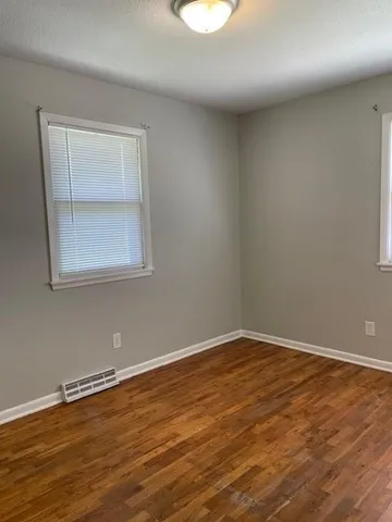 $1,350 | 1406 West Main Terrace, Savannah, MO 64485