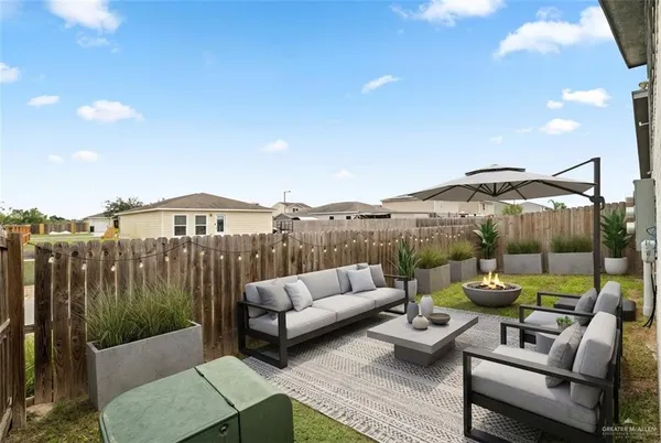 $1,275 | 1511 Playa Drive, Unit 2, Weslaco, TX 78596