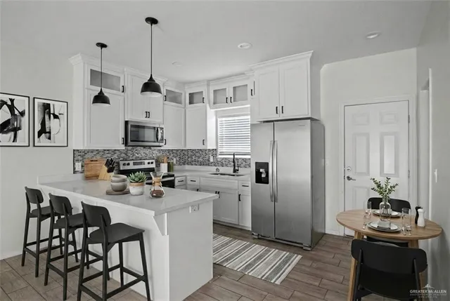 $1,300 | 1511 Playa Drive, Unit 2, Weslaco, TX 78596