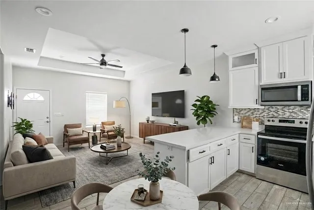 $1,300 | 1511 Playa Drive, Unit 2, Weslaco, TX 78596