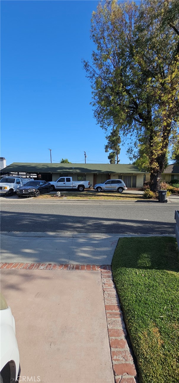 808 East Clemmer Drive Compton, CA 90221 - Photo 4 of 5