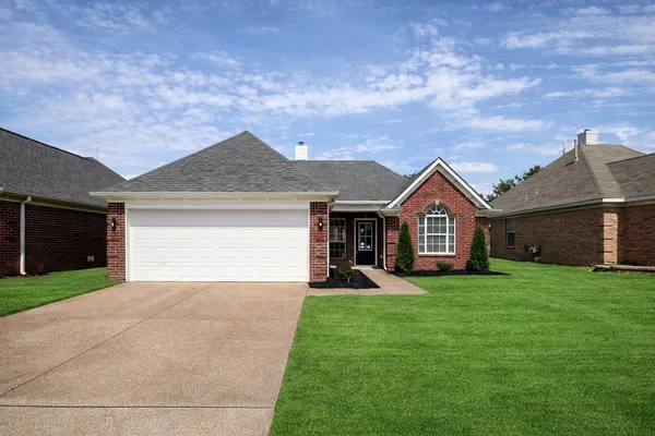 $254,900 | 432 Bruins Trace, Memphis, TN 38018
