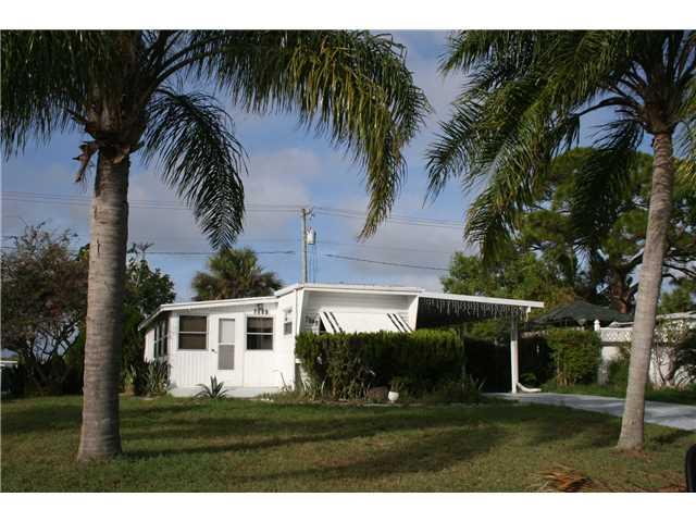 7089 Southeast Ridgeway Terrace Hobe Sound, FL 33455 - Photo 13 of 13 Gallery Image 13
