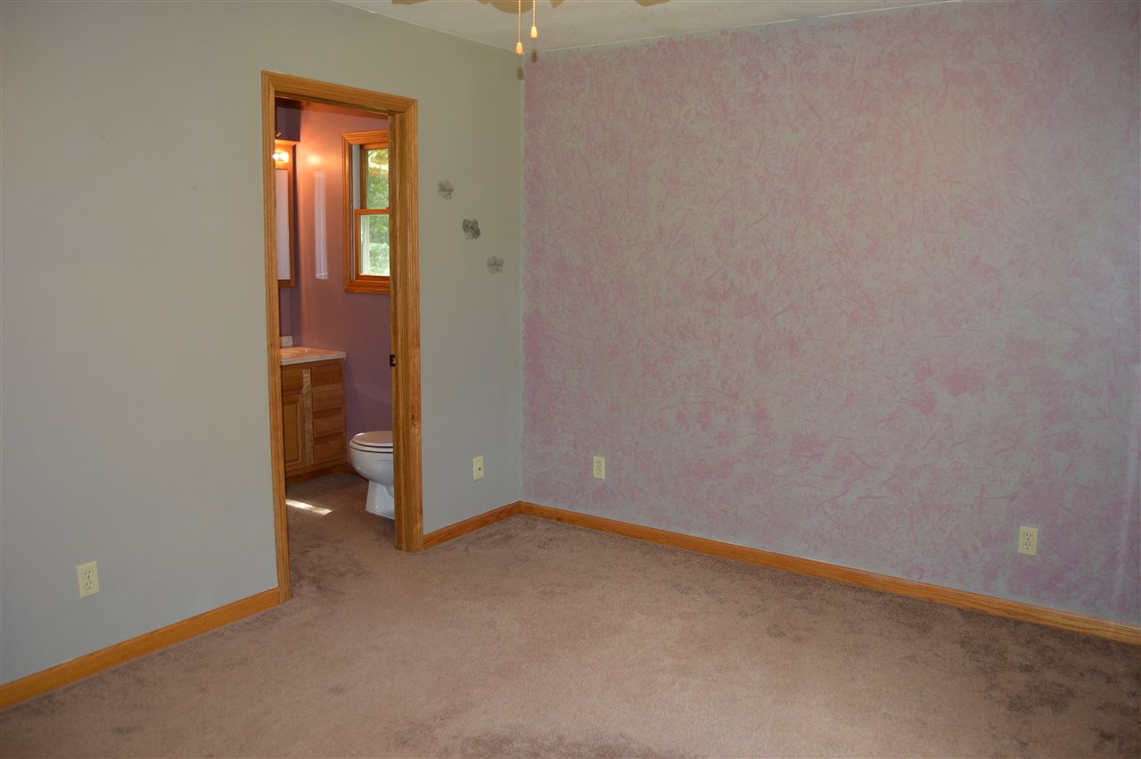 2288 South Chippewa Road Mount Pleasant, MI 48858 - Photo 15 of 25 1836681-14.JPG