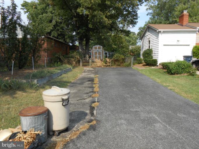 7920 Allentown Road Fort Washington, MD 20744 - Photo 6 of 11 Exterior (General)