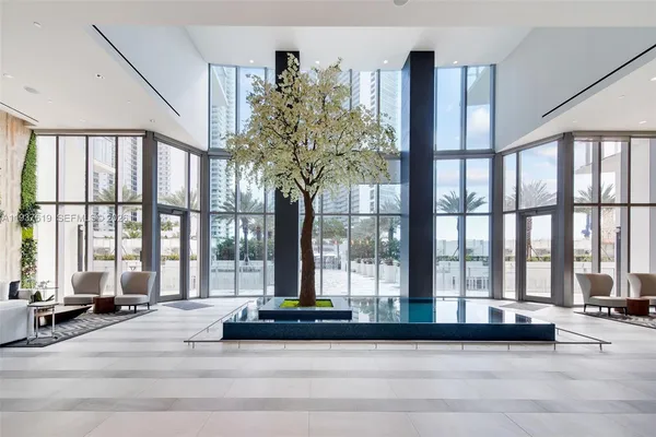 $9,999 | 851 Northeast 1st Avenue, Unit 2601, Miami, FL 33132