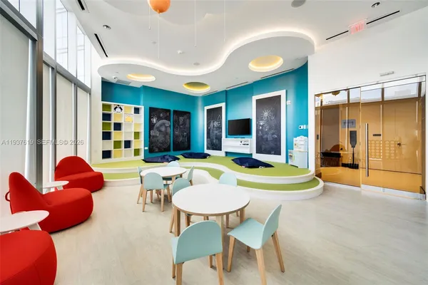 $9,999 | 851 Northeast 1st Avenue, Unit 2601, Miami, FL 33132