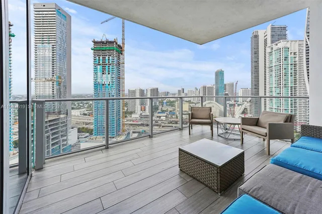 $10,999 | 851 Northeast 1st Avenue, Unit 2601, Miami, FL 33132