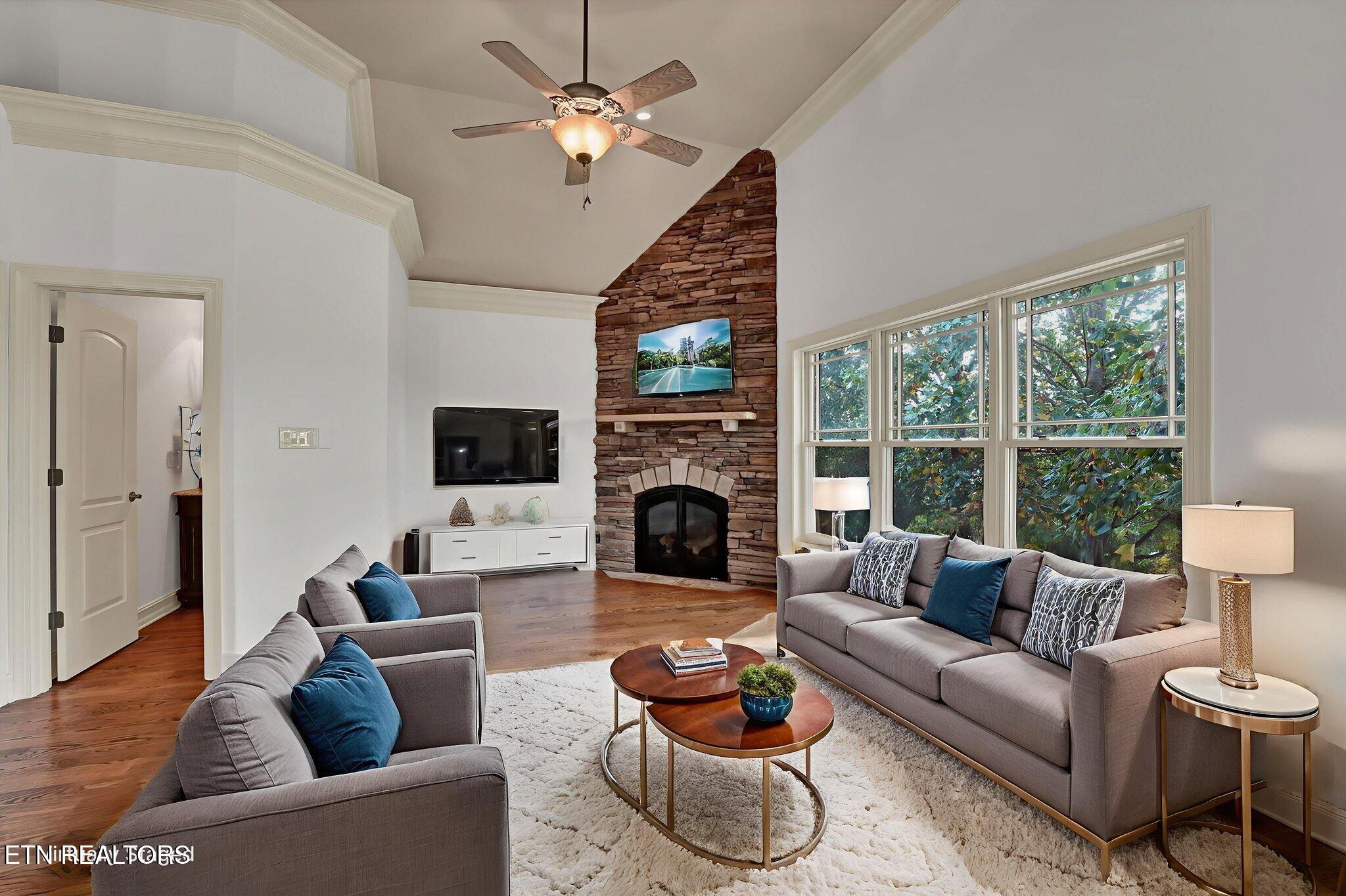 494 Chestnut Lane Loudon, TN 37774 - Photo 24 of 58 Family Room Virtually Staged