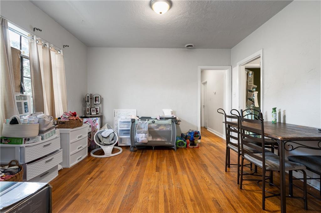 57 Dunn Street McKees Rocks, PA 15136 - Photo 4 of 23 Gallery Image 4