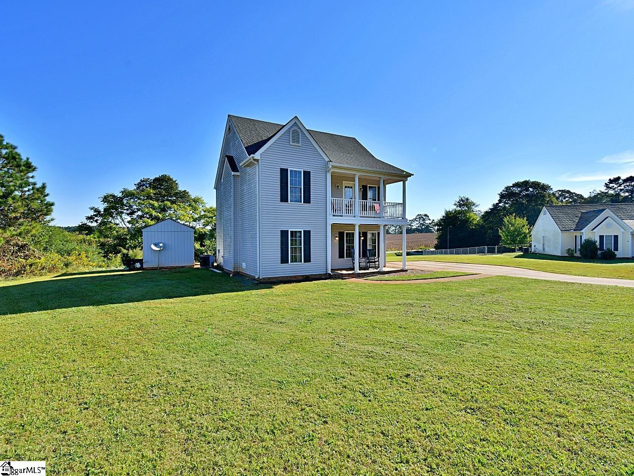 119 Maxton Way Pelzer, SC 29669 - Photo 2 of 30