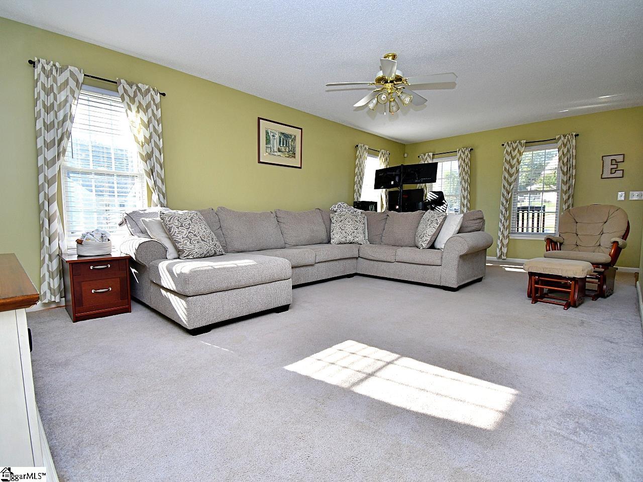 119 Maxton Way Pelzer, SC 29669 - Photo 11 of 30