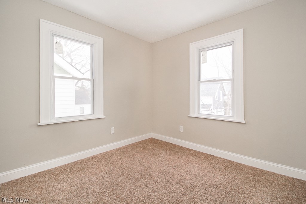 1427 Larchmont Road Cleveland, OH 44110 - Photo 23 of 33 Gallery Image 23