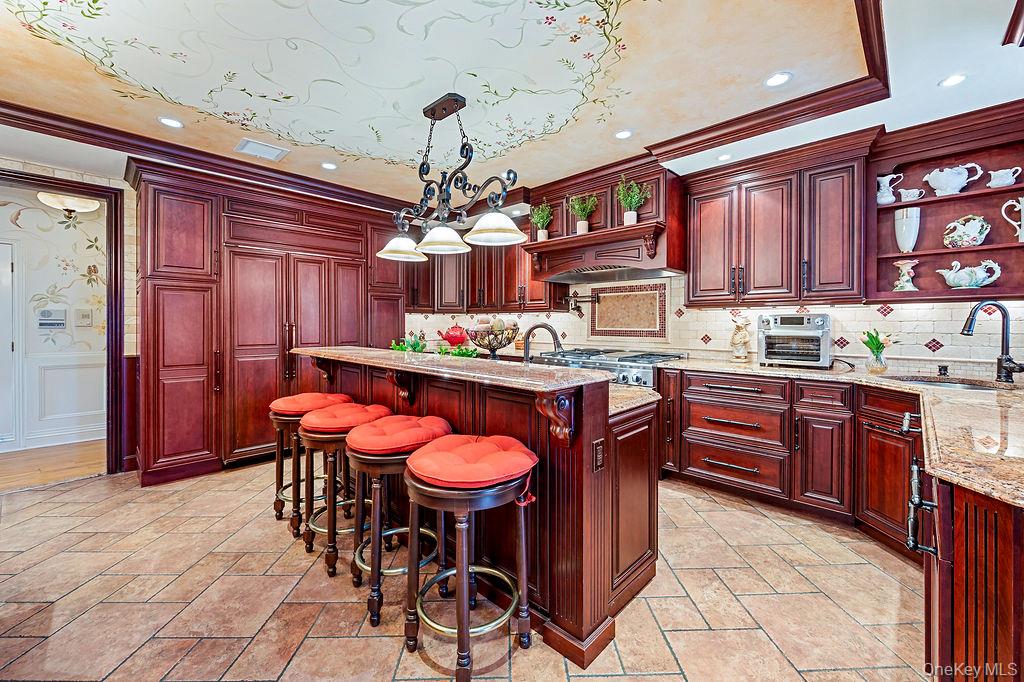 4 Point Crescent Queens, NY 11357 - Photo 14 of 39