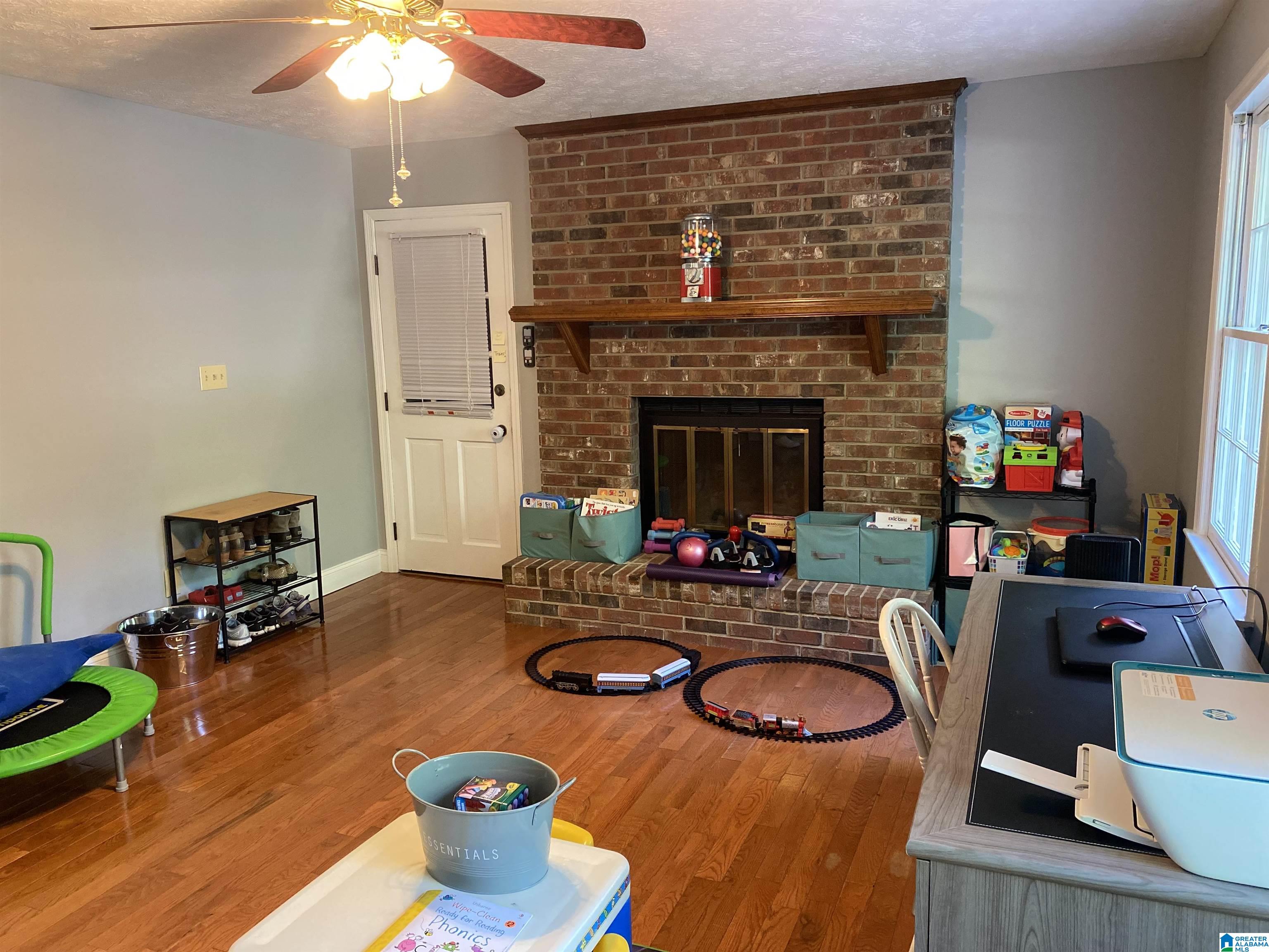 815 Brookhaven Road Anniston, AL 36207 - Photo 13 of 38