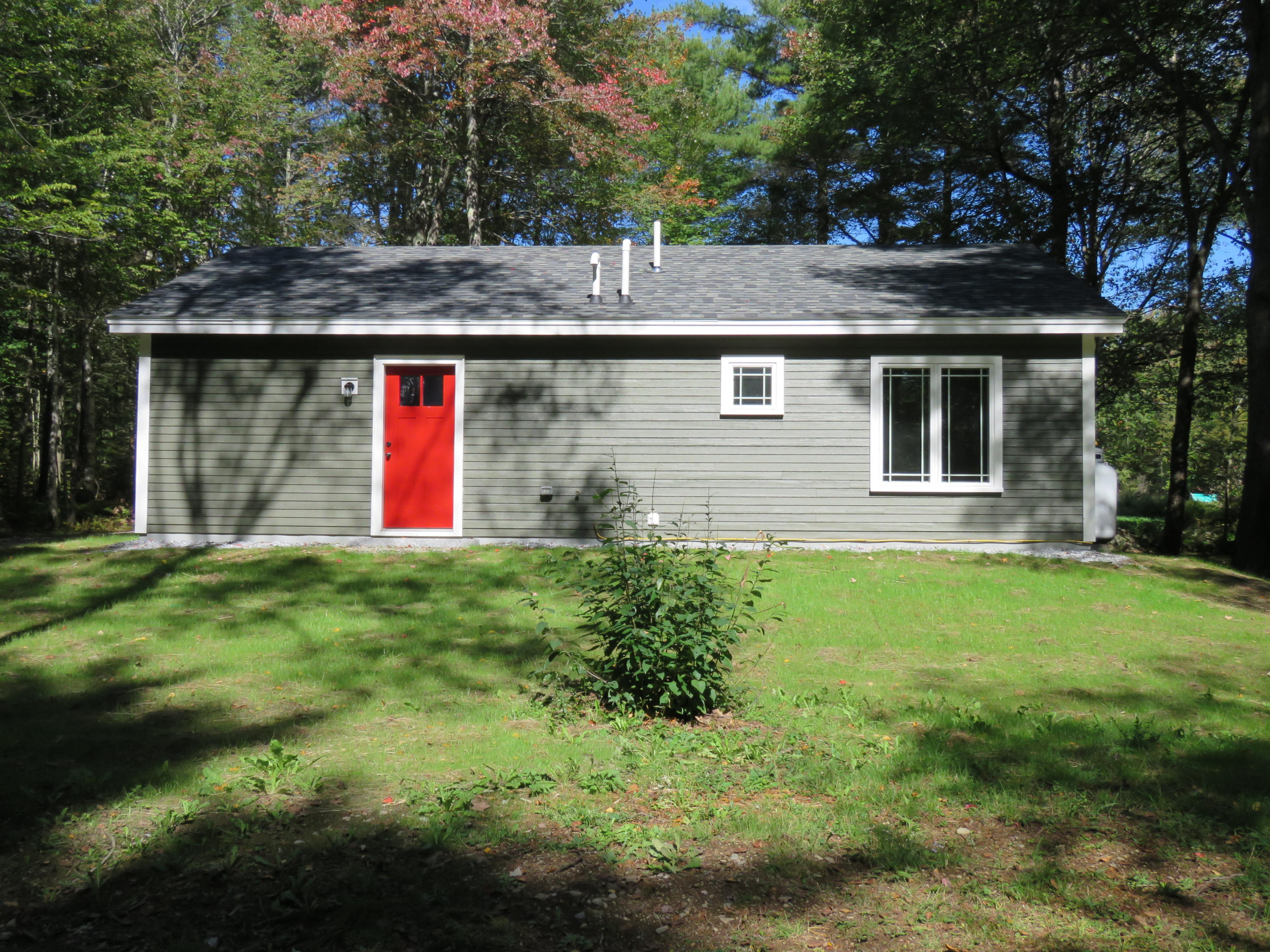 266 Lower Cross Road Nobleboro, ME 04555 - Photo 3 of 28 226 Lower Cross Back of House