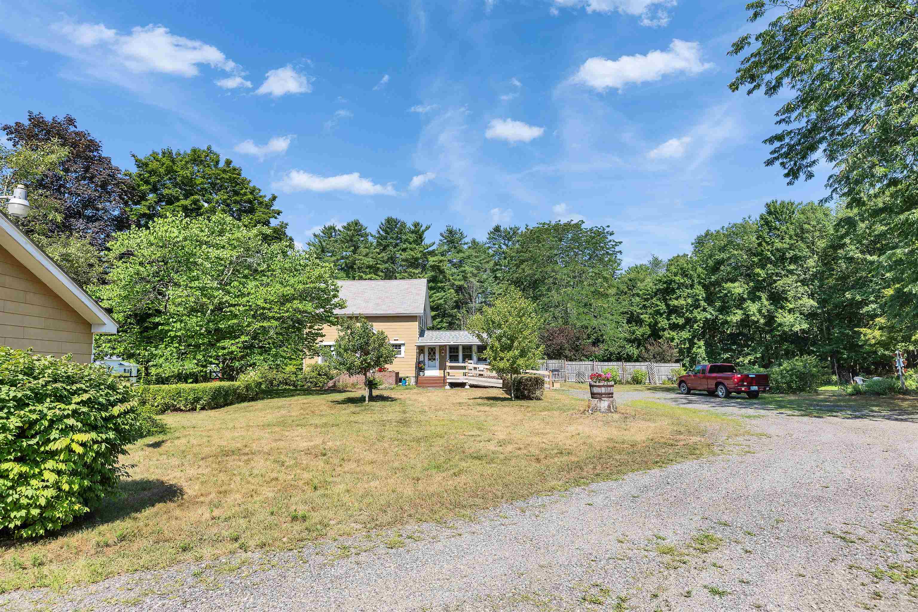 225 B Goffstown Back Road Goffstown, NH 03045 - Photo 6 of 59 Gallery Image 6