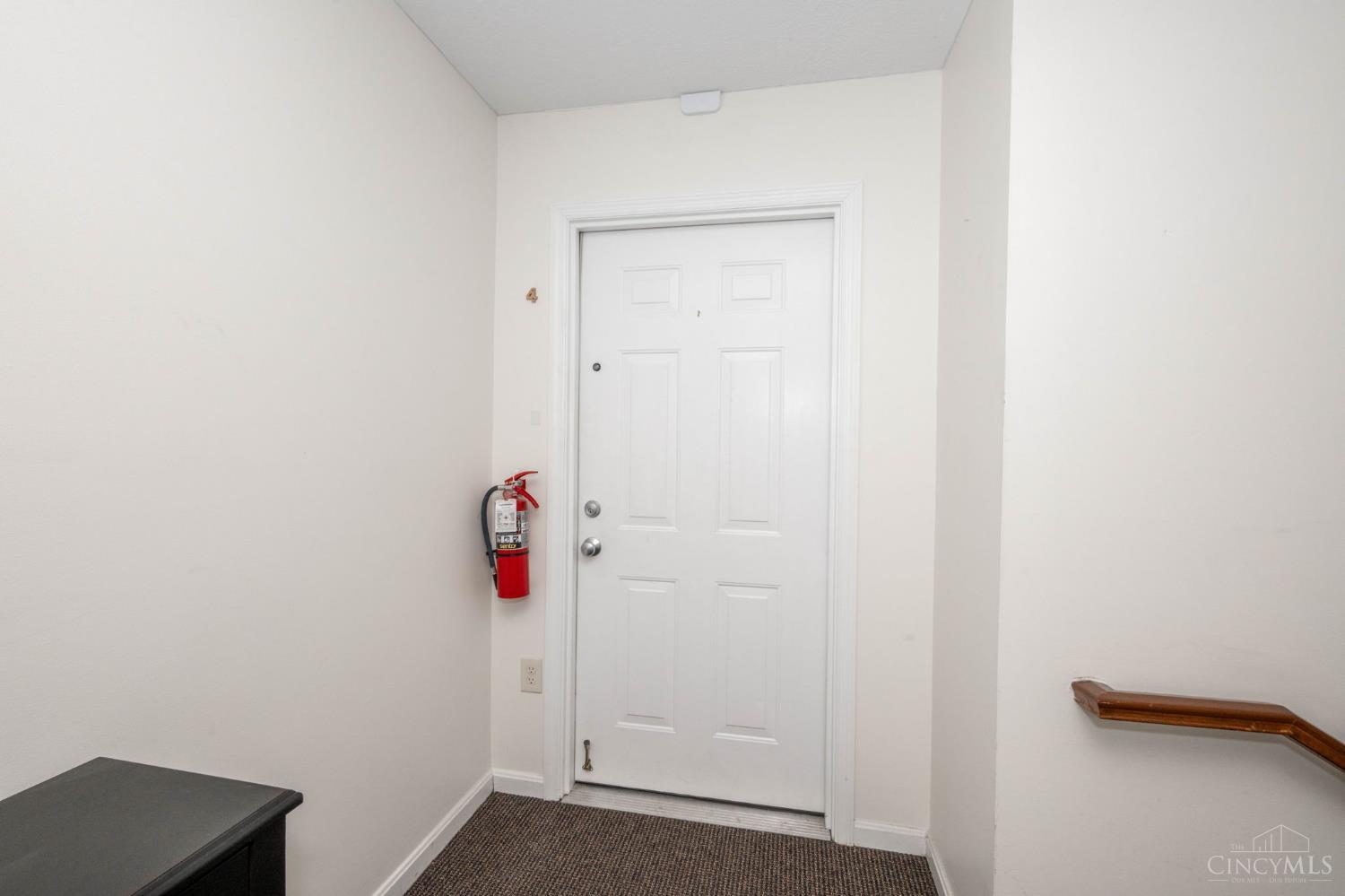 831 Neeb Road, Unit 4 Cincinnati, OH 45233 - Photo 6 of 38 Gallery Image 6
