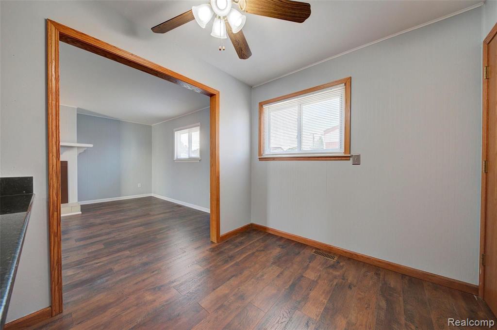 6480 Dillon Road Garden City, MI 48135 - Photo 11 of 45