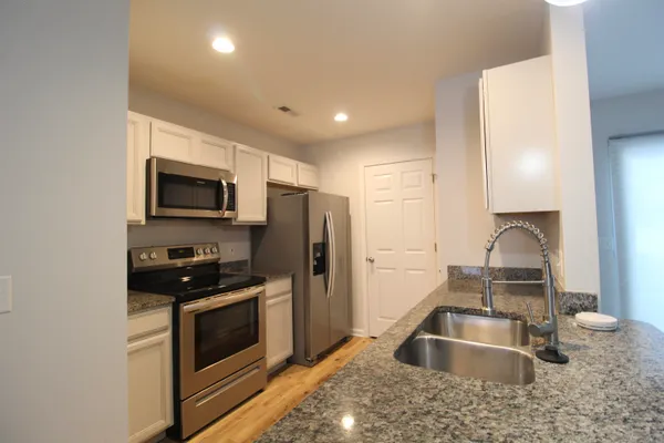 $1,900 | 2941 Locust Grv Court, Harrisonburg, VA 22801