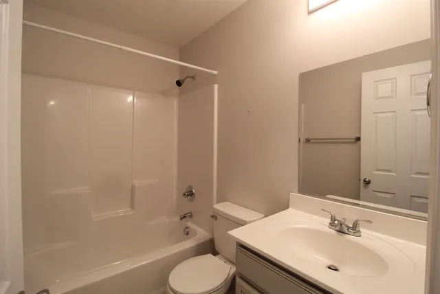 $2,050 | 2941 Locust Grv Court, Harrisonburg, VA 22801