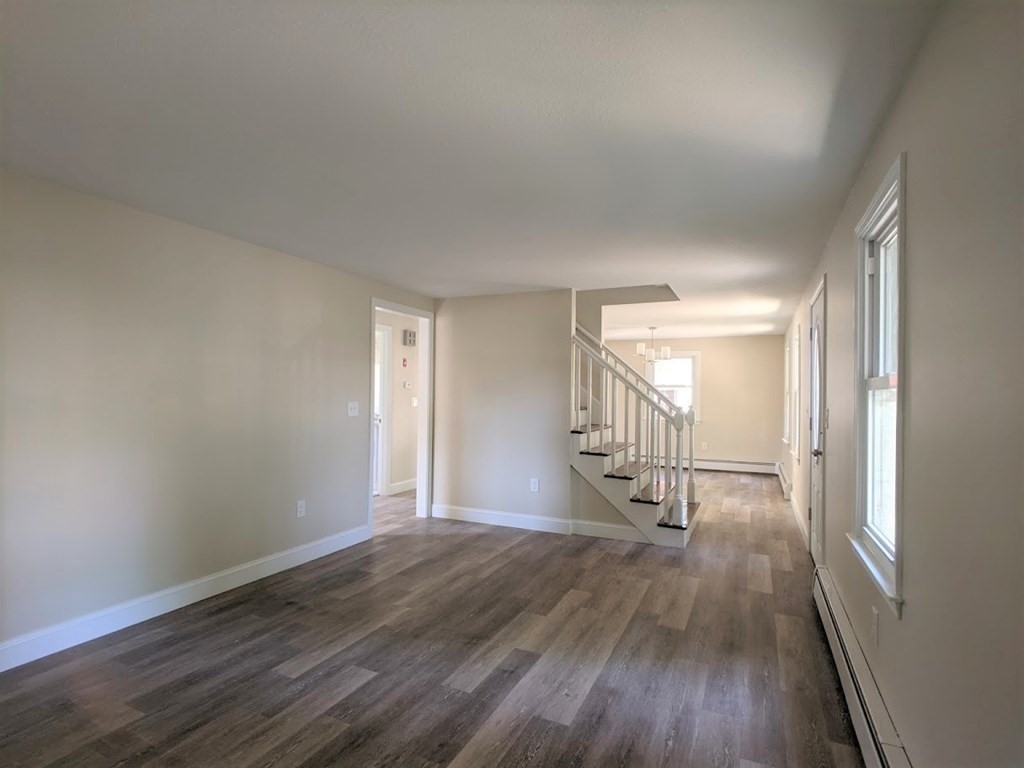 87 Country Road Agawam, MA 01001 - Photo 12 of 39 Gallery Image 12