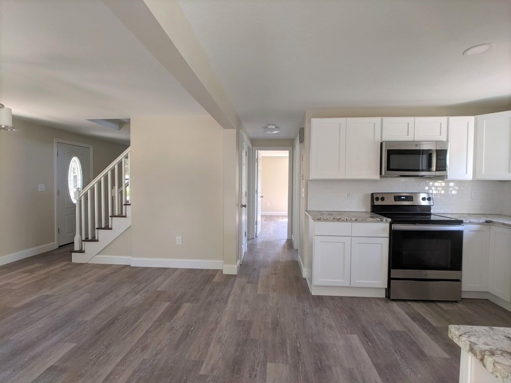 87 Country Road Agawam, MA 01001 - Photo 14 of 39 Gallery Image 14
