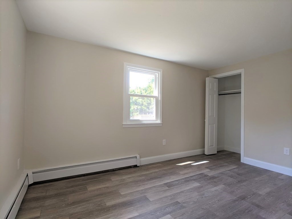 87 Country Road Agawam, MA 01001 - Photo 16 of 39 Gallery Image 16
