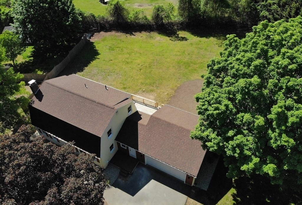 87 Country Road Agawam, MA 01001 - Photo 3 of 39 Gallery Image 3