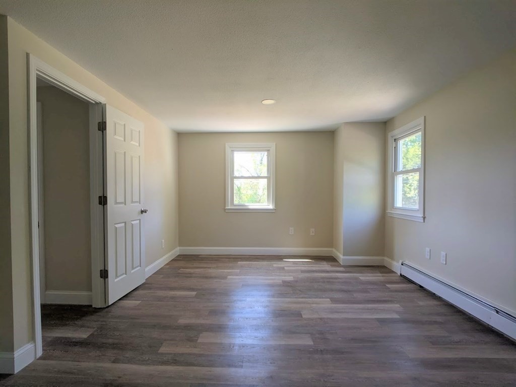 87 Country Road Agawam, MA 01001 - Photo 32 of 39 Gallery Image 32