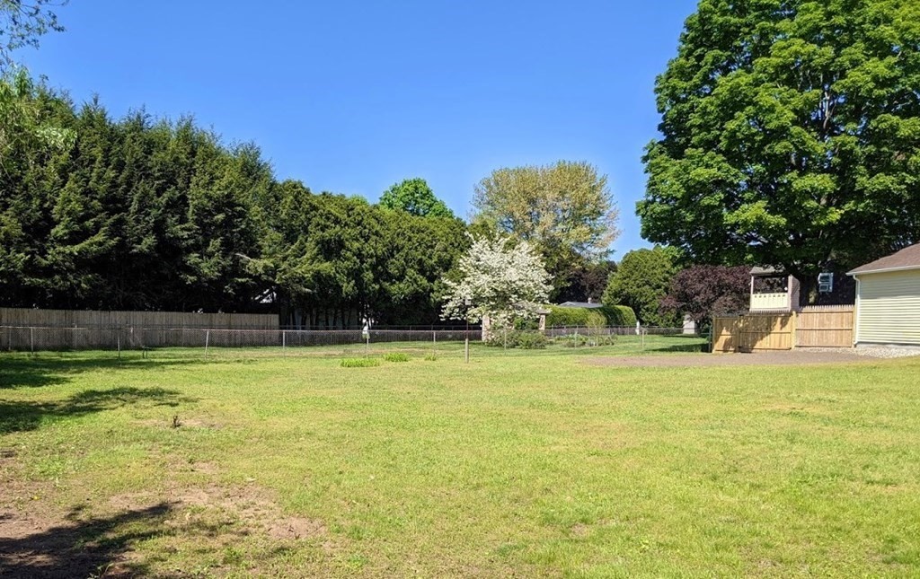 87 Country Road Agawam, MA 01001 - Photo 38 of 39 Gallery Image 38