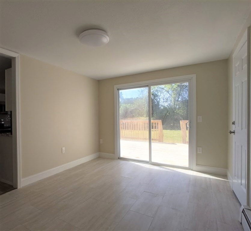 87 Country Road Agawam, MA 01001 - Photo 6 of 39 Gallery Image 6