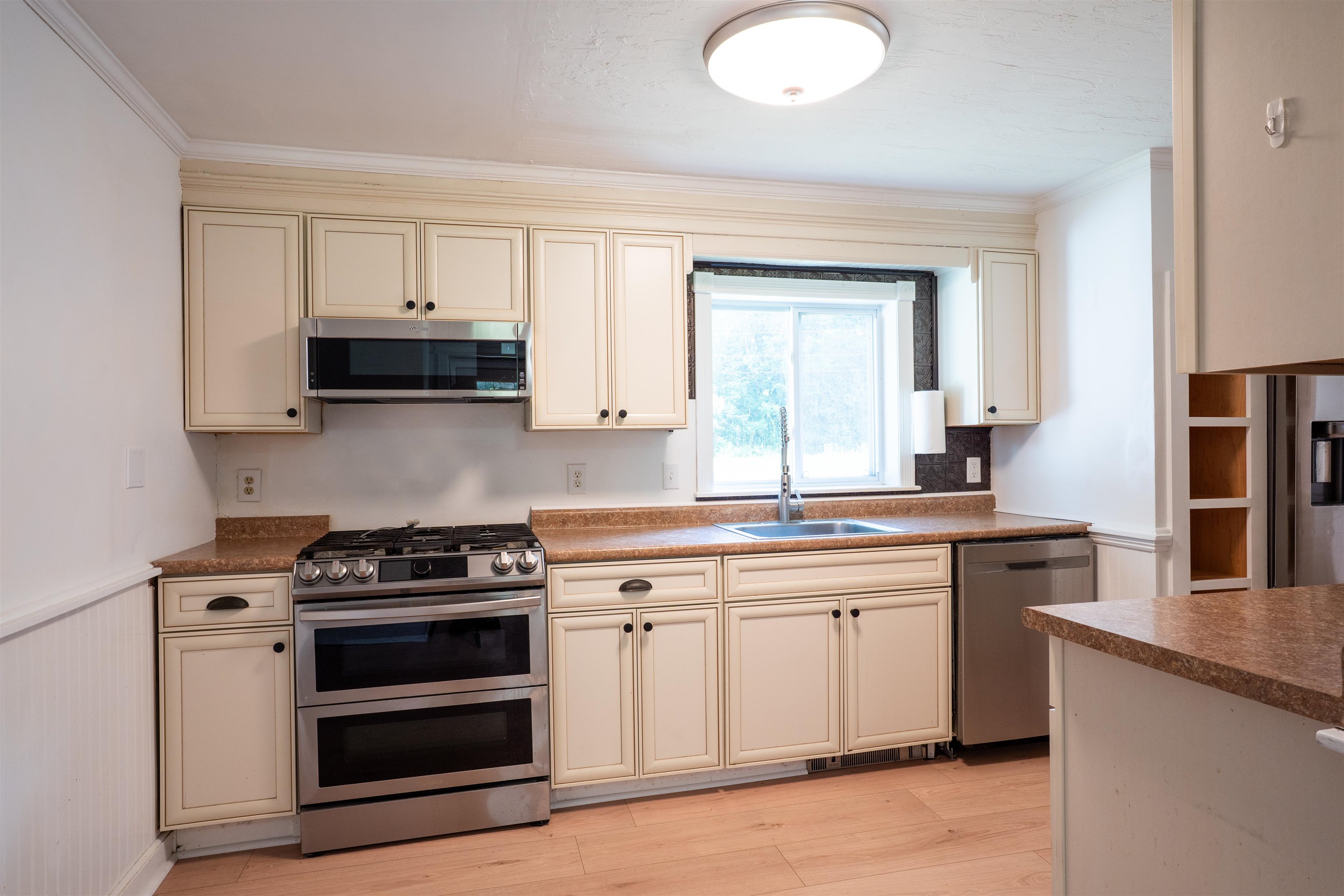 905 New Hampton Road Sanbornton, NH 03269 - Photo 3 of 49