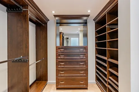 $1,850,000 | 8-12 Museum Way, Unit 2003, Cambridge, MA 02141