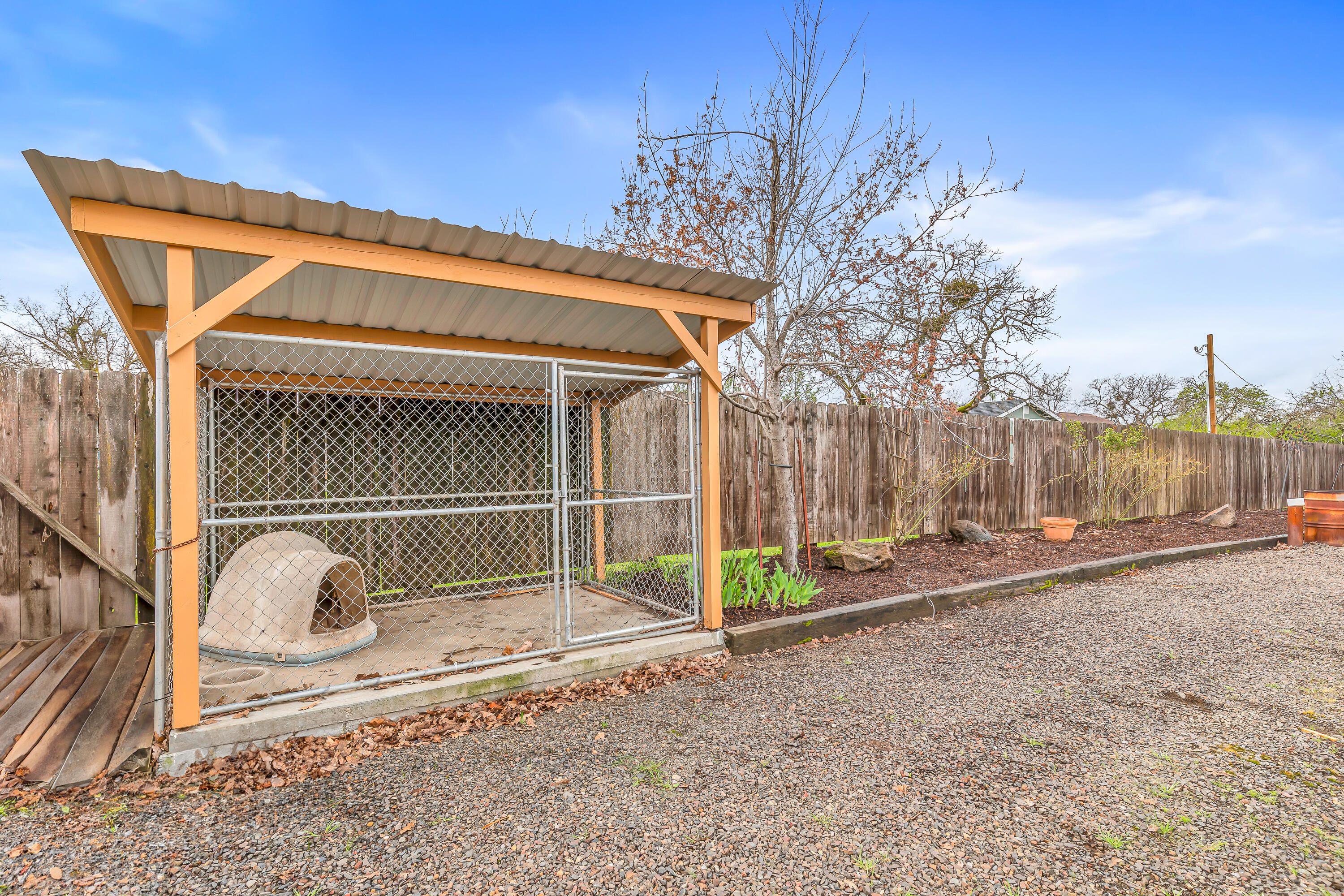 446 Ayres Road Eagle Point, OR 97524 - Photo 42 of 59 42