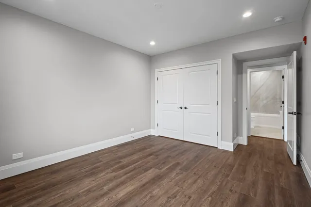 $4,000 | 1036 Lake Street, Unit 3S, Oak Park, IL 60301