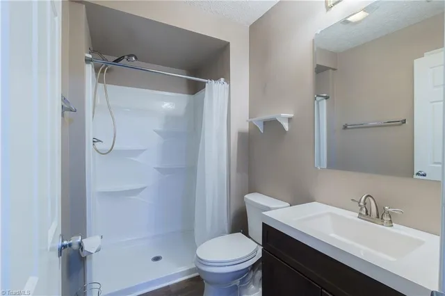 $214,900 | 1812 North Main Street, Mount Airy, NC 27030