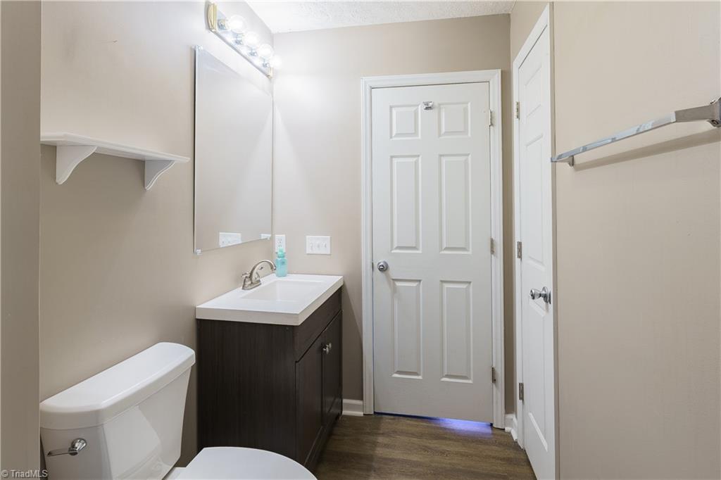 1812 North Main Street Mount Airy, NC 27030 - Photo 16 of 27