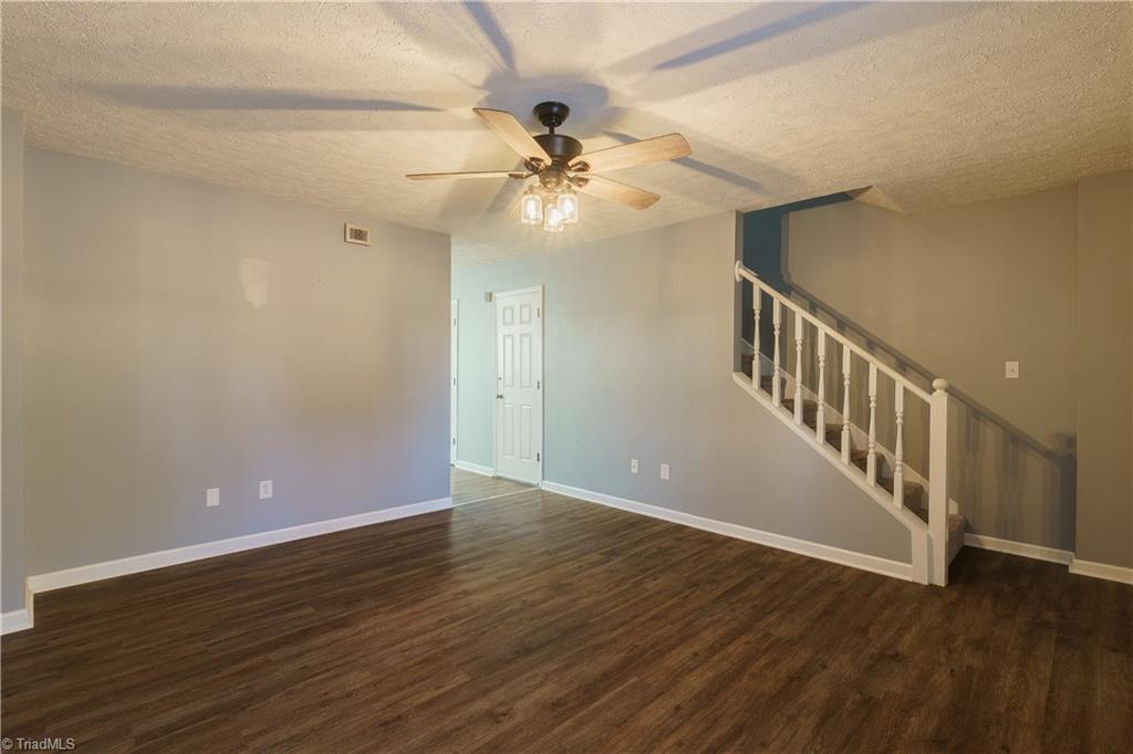 1812 North Main Street Mount Airy, NC 27030 - Photo 7 of 27