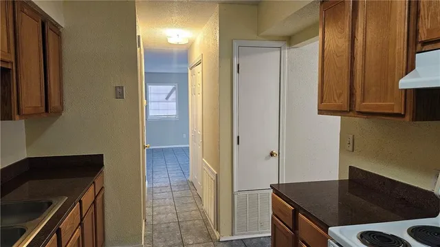 $1,700 | 312 West Esplanade Avenue, Metairie, LA 70005