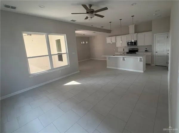 $2,200 | 10321 North 15th Street, McAllen, TX 78504
