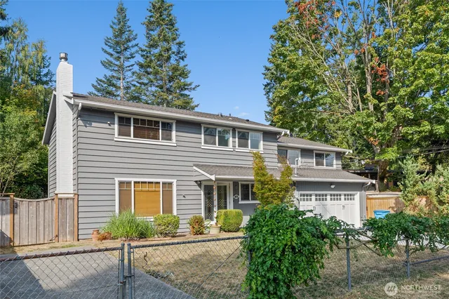 $4,300 | 18315 6th Avenue Northwest, Shoreline, WA 98177