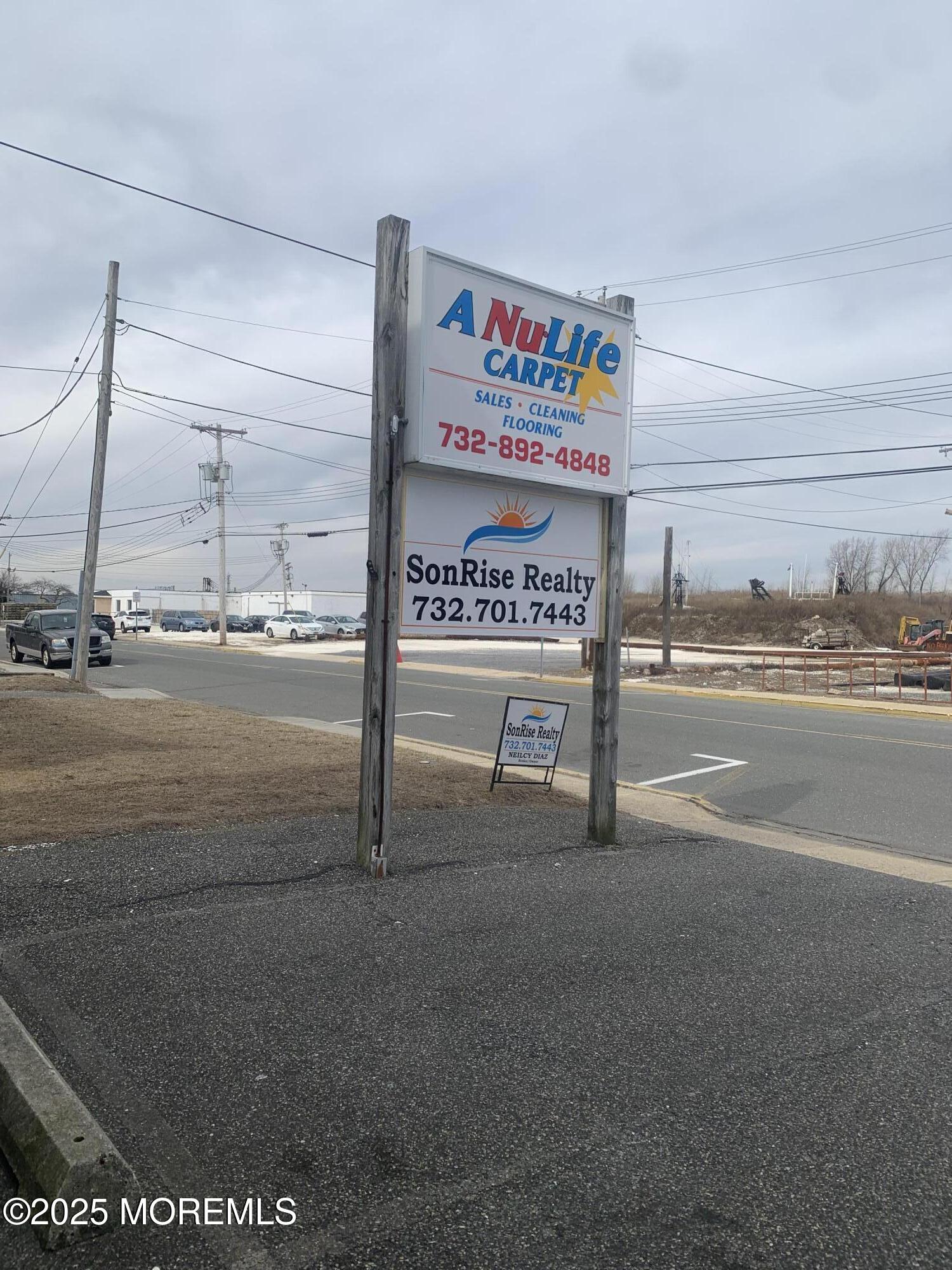 Channel Dr Point Point Pleasant Beach, NJ 08742 - Photo 17 of 20 pylon sign