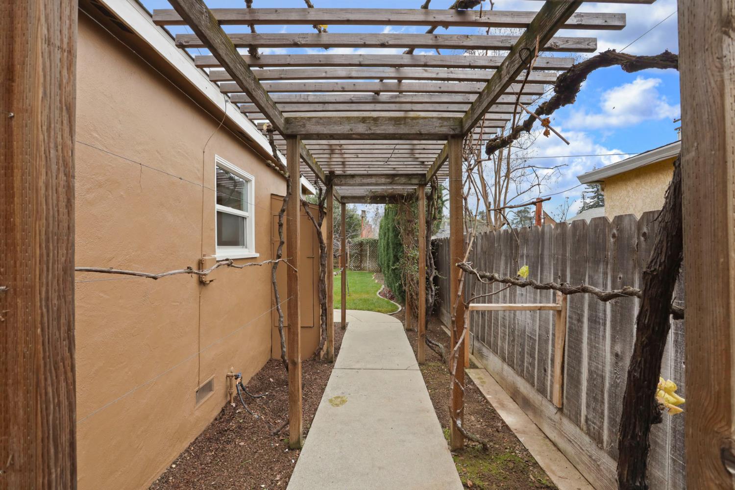 212 Palm Avenue Modesto, CA 95350 - Photo 26 of 27