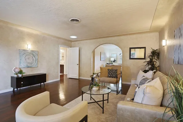 $410,000 | 212 Palm Avenue, Modesto, CA 95350