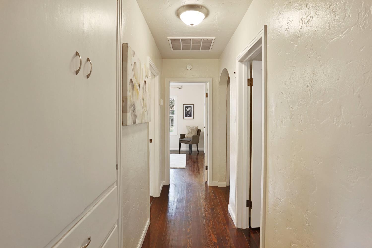 212 Palm Avenue Modesto, CA 95350 - Photo 8 of 27