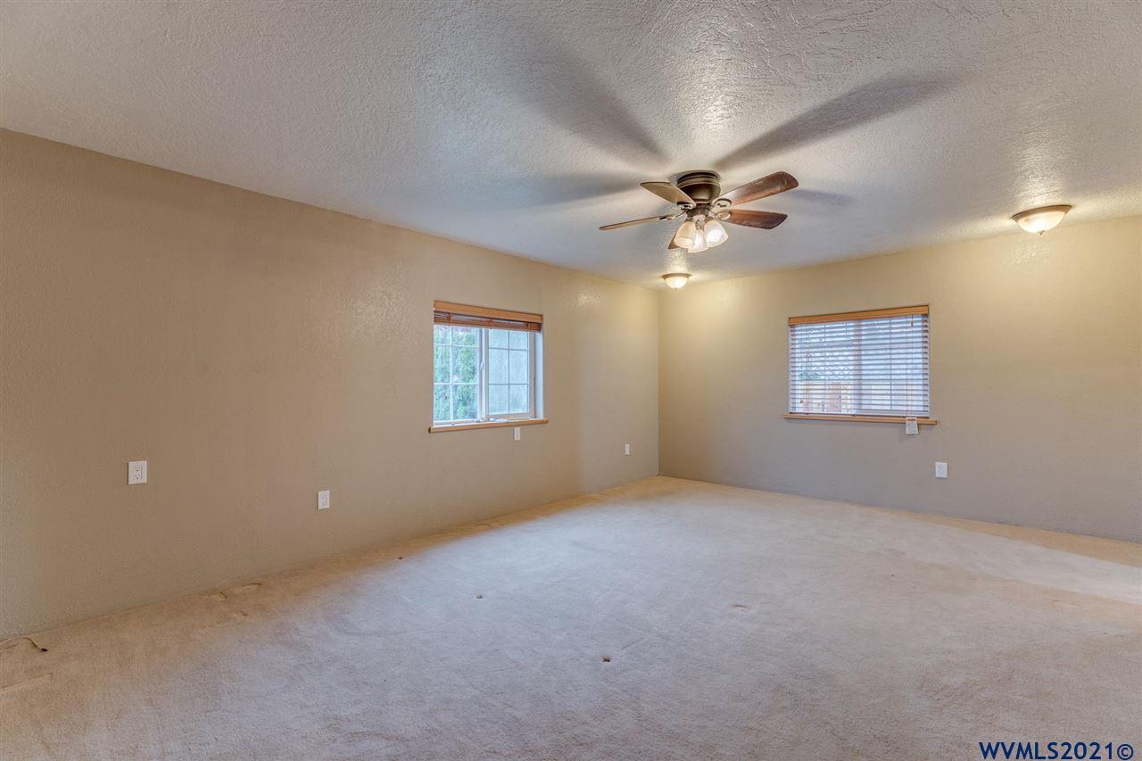 36150 Cold Springs Road Crabtree, OR 97355 - Photo 15 of 34 Gallery Image 15