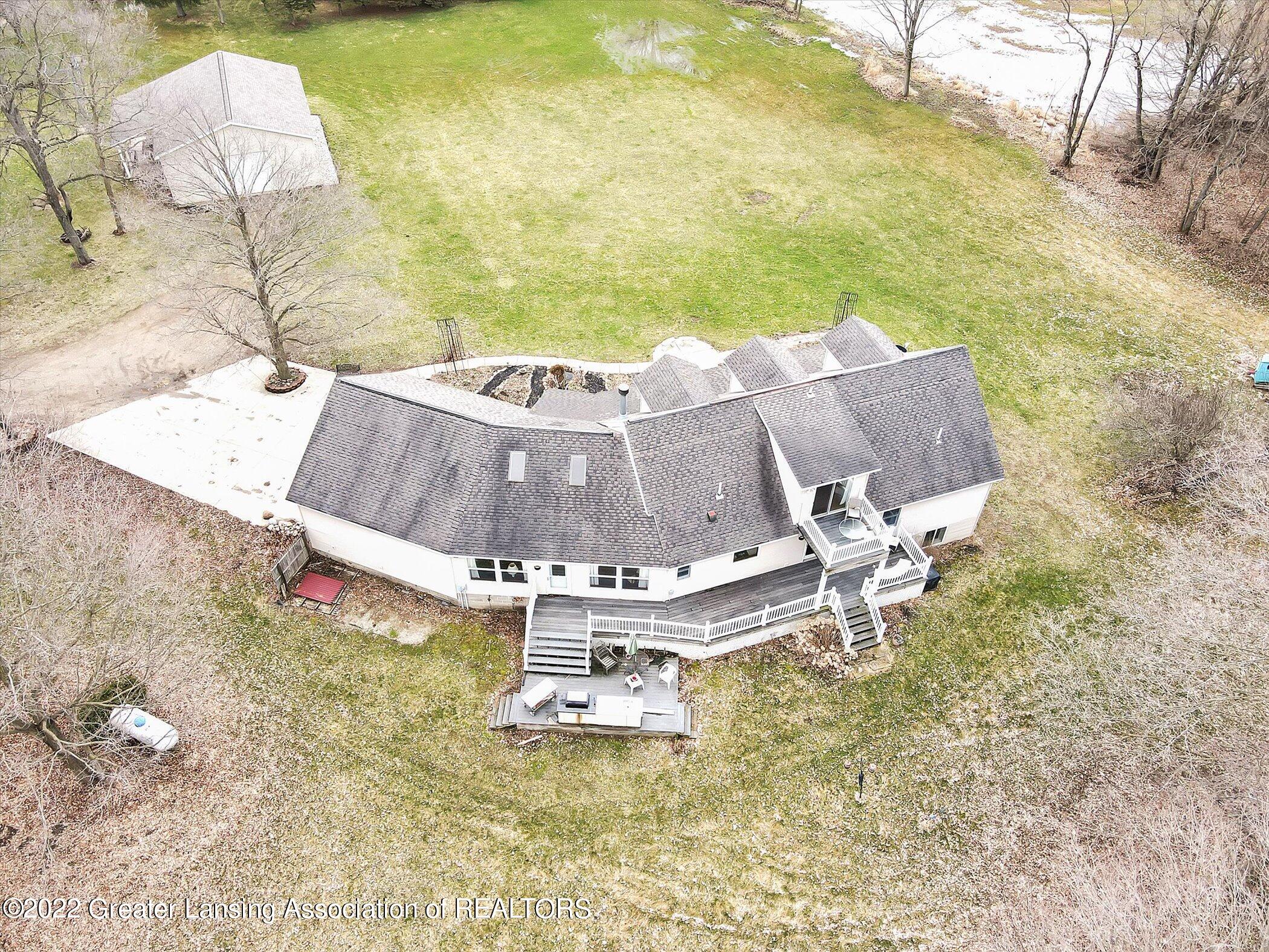 5813 Curtice Road Mason, MI 48854 - Photo 9 of 73 50-5813-Curtice-Rd-WindowStill-Real-Esta